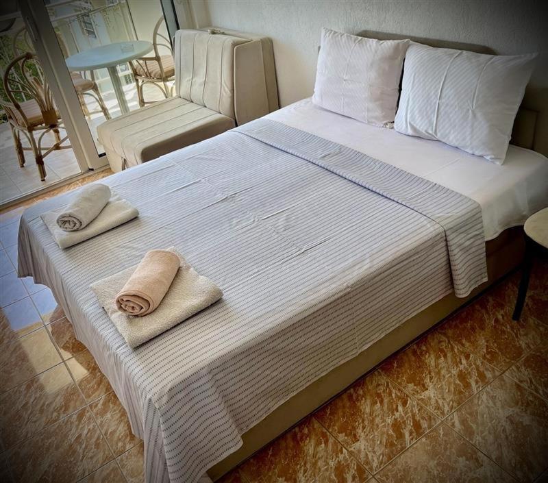 Apartmani Neda Bane Petrovac Exterior foto