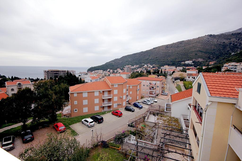 Apartmani Neda Bane Petrovac Exterior foto