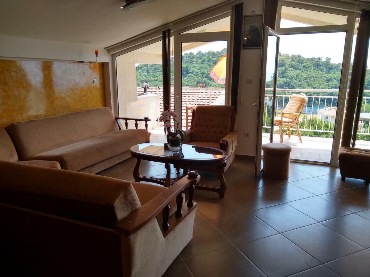 Apartmani Neda Bane Petrovac Exterior foto
