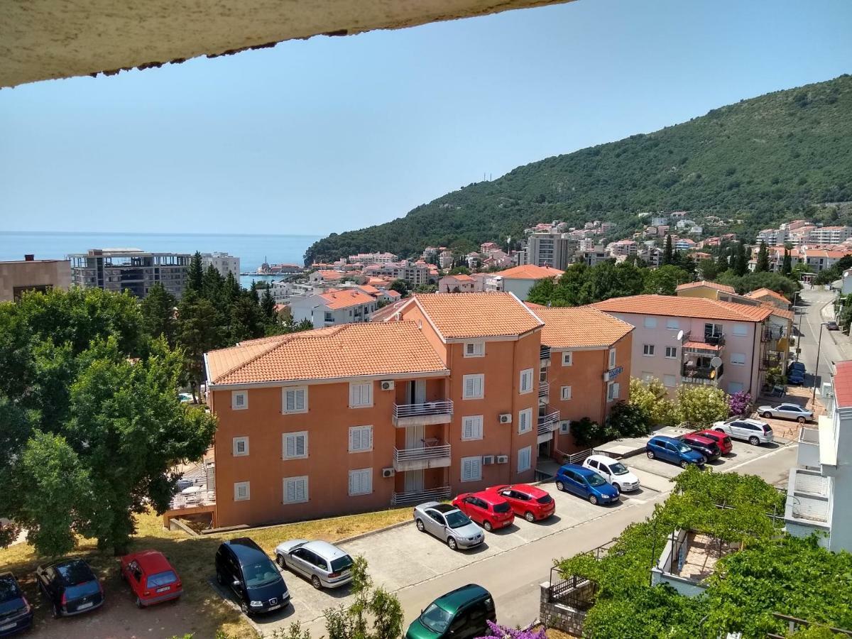 Apartmani Neda Bane Petrovac Exterior foto